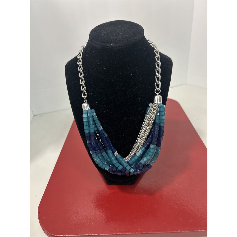 Vtg Unsigned Multi Strand Blue‎ Glass Beads And Silver Chains Clasp Necklace